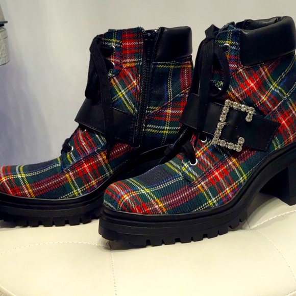 New GB
Pop-Star Plaid Rhinestone Buckle Lug Sole Booties - Picture 12 of 14